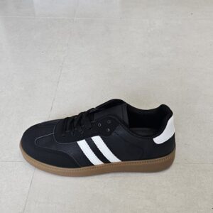 czarne trampki damskie z złotymi wstawkami