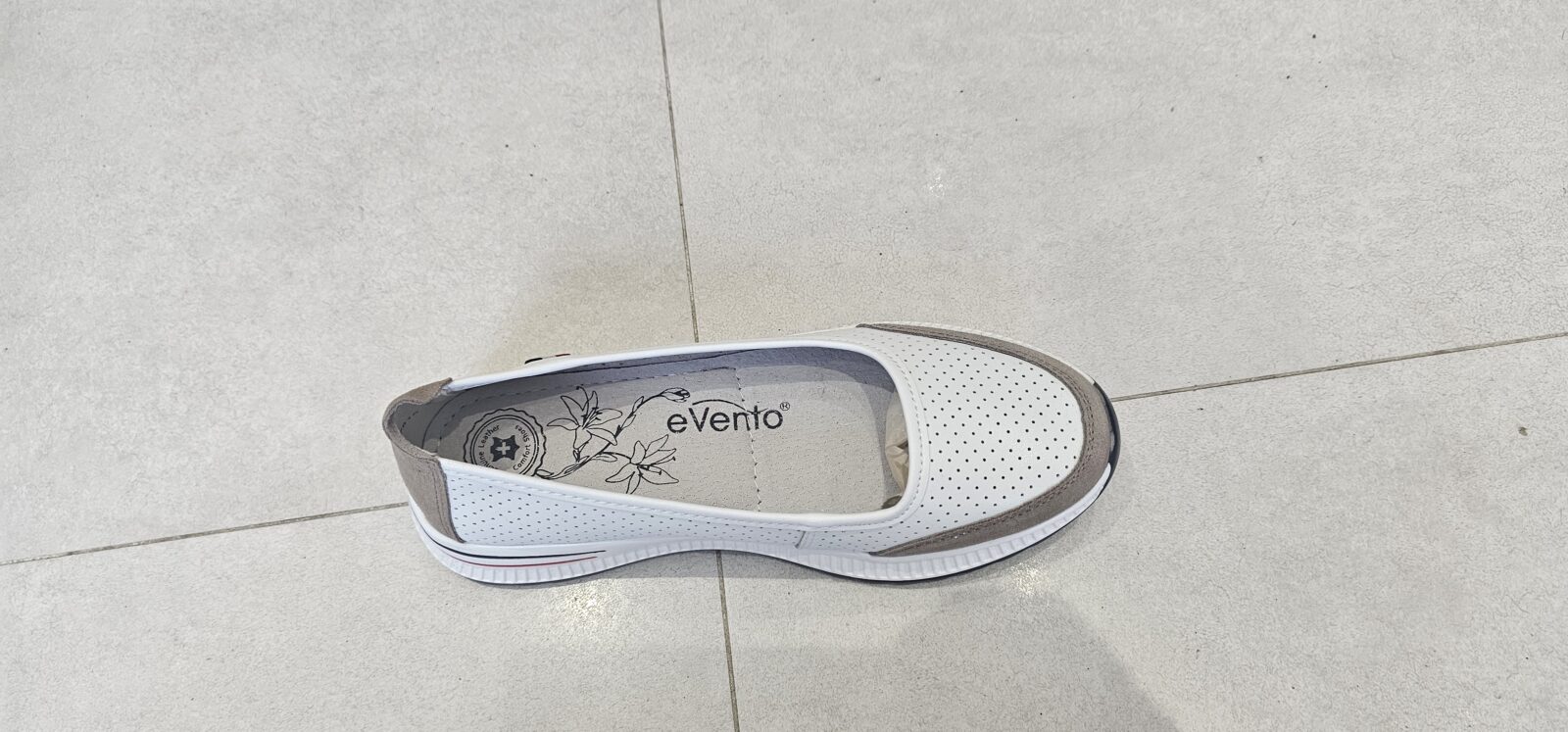 skórzane buty damskie Evento. całe ze skóry naturalnej